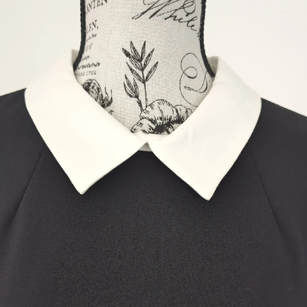 Elegant Black and White Women's Dress - Picture 3 of 7